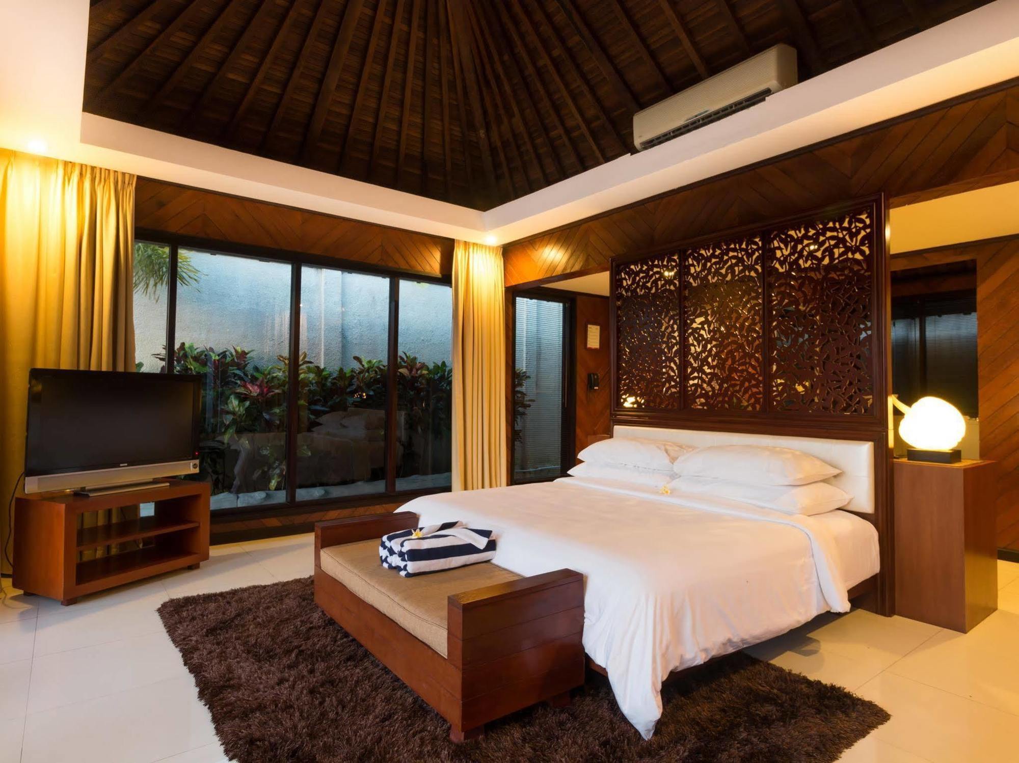 Airis Luxury Villas And Spa Uluwatu  Exterior photo