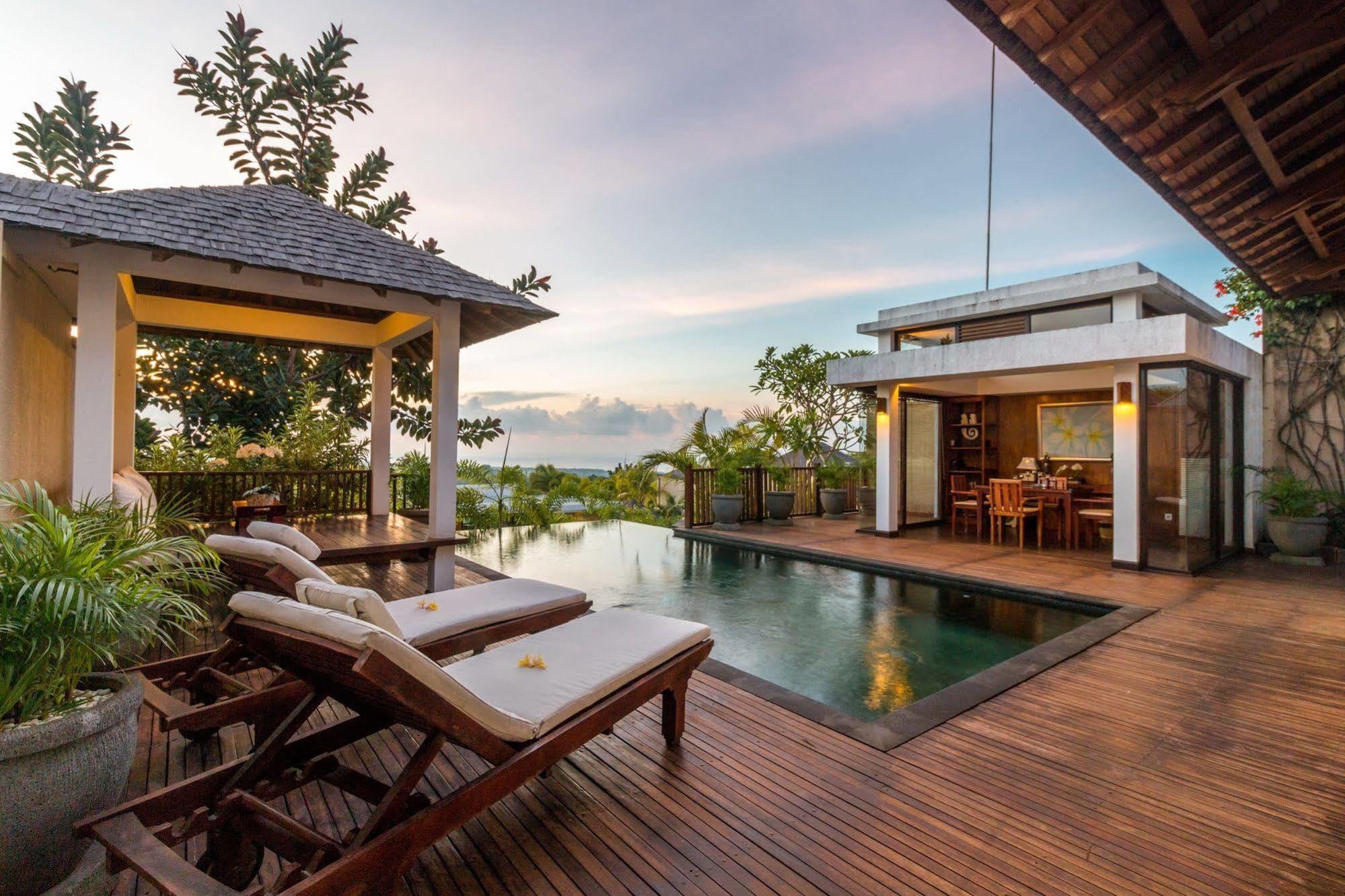Airis Luxury Villas And Spa Uluwatu  Exterior photo